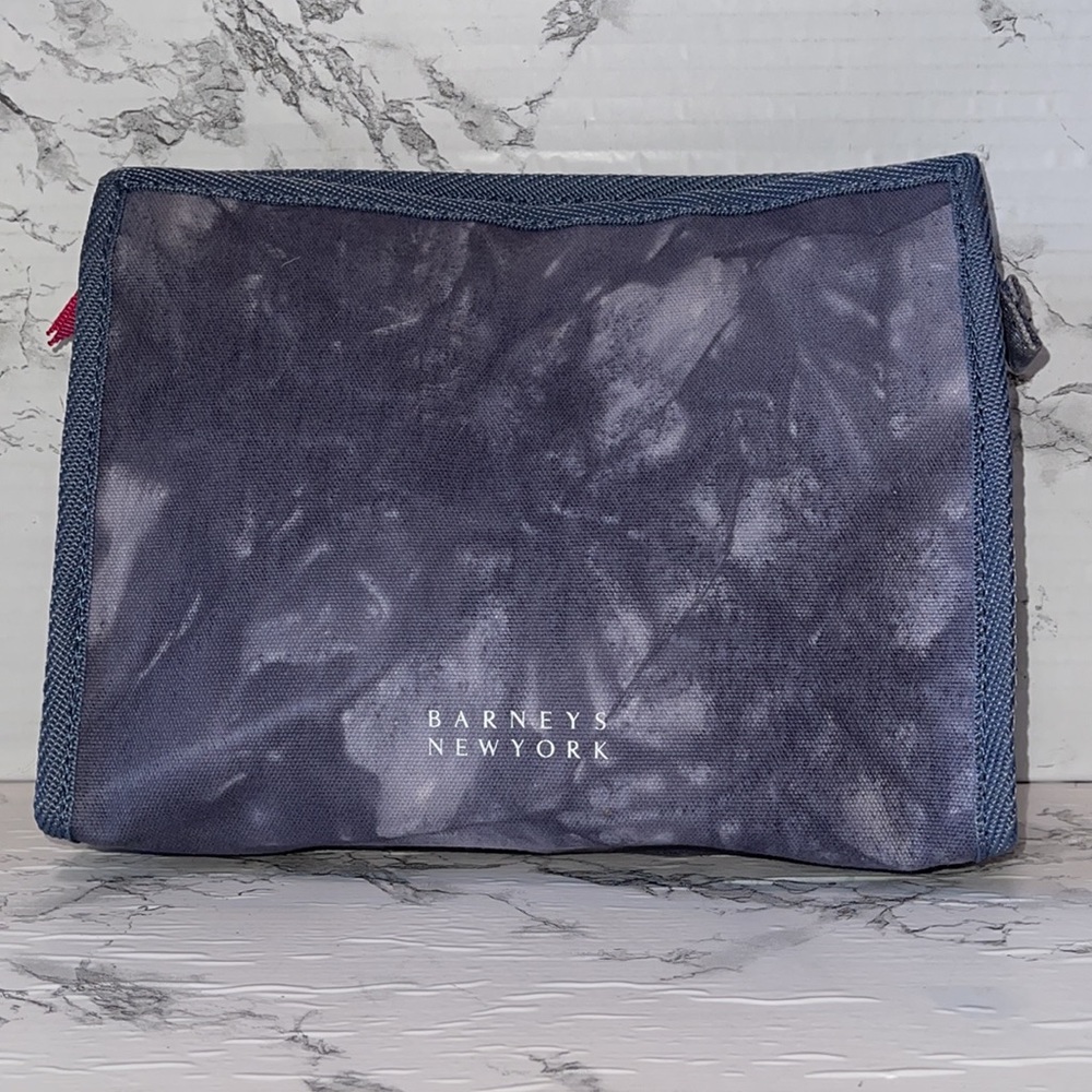 BARNEYS NEW YORK ICON MAKEUP POUCH DENIM TIE DYE PINTED WITH PINK ZIPPER NEW
